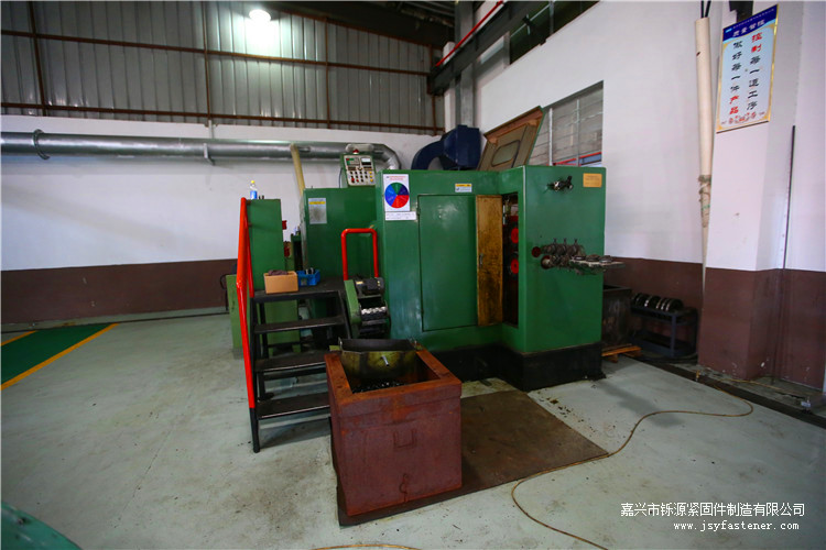 多工位冷鐓機(jī)